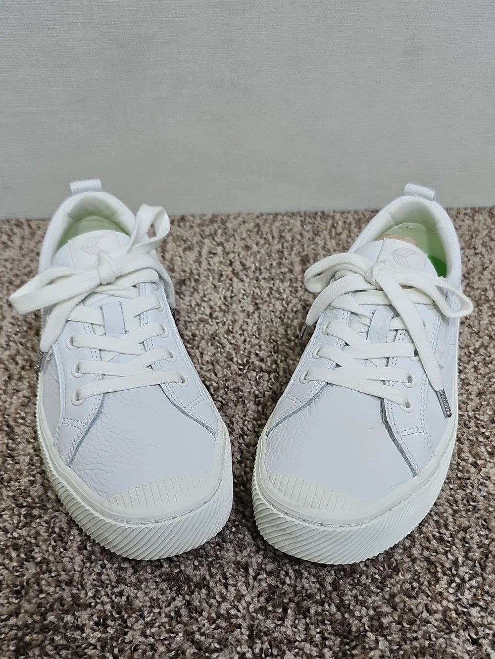 CARIUMA OCA LOW LEATHER SNEAKERS BFPM-07-222 - Picture 1 of 10